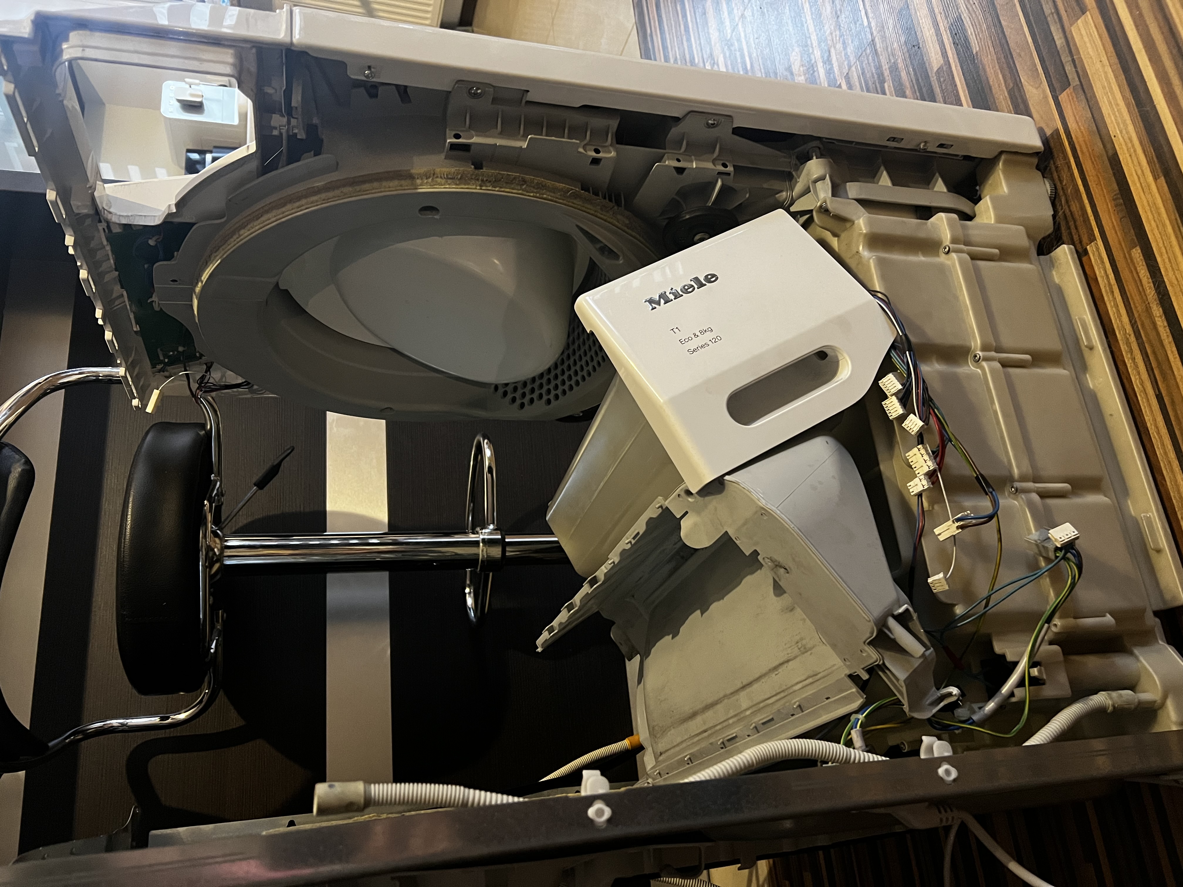 Czyszczenie suszarki Miele